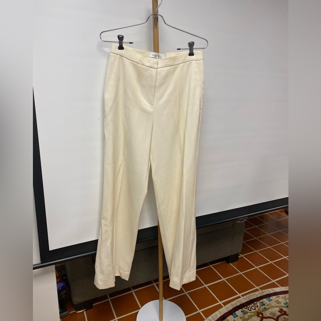 Max Mara Trousers Size 6. Virgin Wool Blend. Made In Italy .